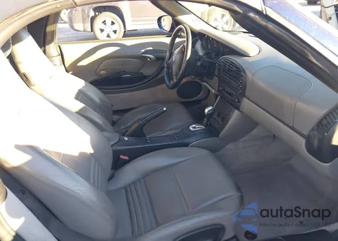 2002 Porsche Boxster z USA, uszkodzony, nr VIN WP0CA29892U623935